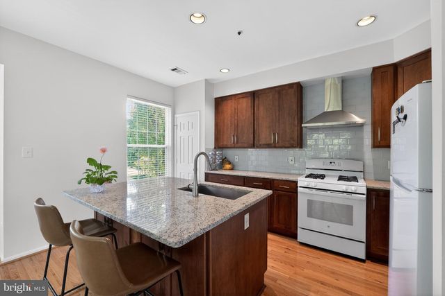20301 TROLLEY CROSSING CT, Gaithersburg, MD 20886