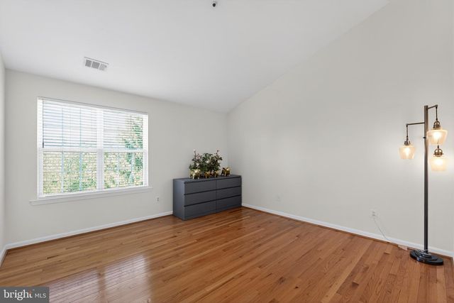 20301 TROLLEY CROSSING CT, Gaithersburg, MD 20886
