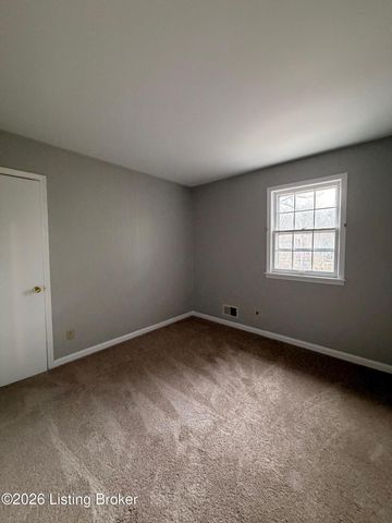 634 Cherrywood Dr, Elizabethtown, KY 42701