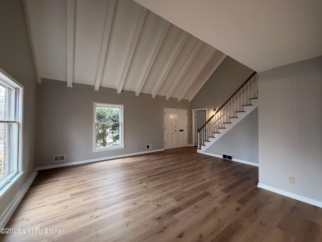 634 Cherrywood Dr, Elizabethtown, KY 42701