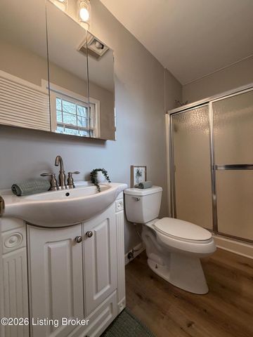 634 Cherrywood Dr, Elizabethtown, KY 42701