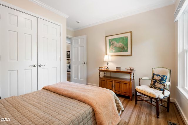 1902 White Plains Road, Chapel Hill, NC 27517