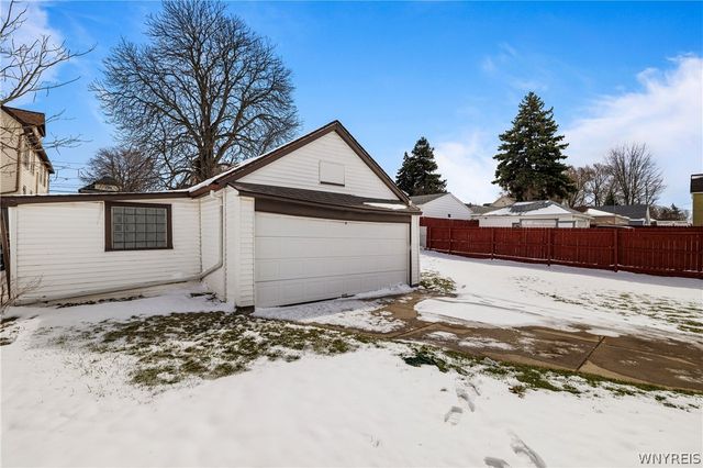 129 Woodell Avenue Upper, Cheektowaga, NY 14211