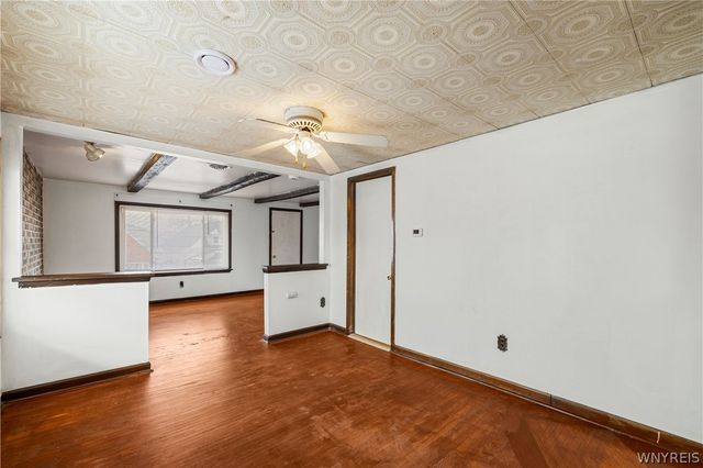 129 Woodell Avenue Upper, Cheektowaga, NY 14211