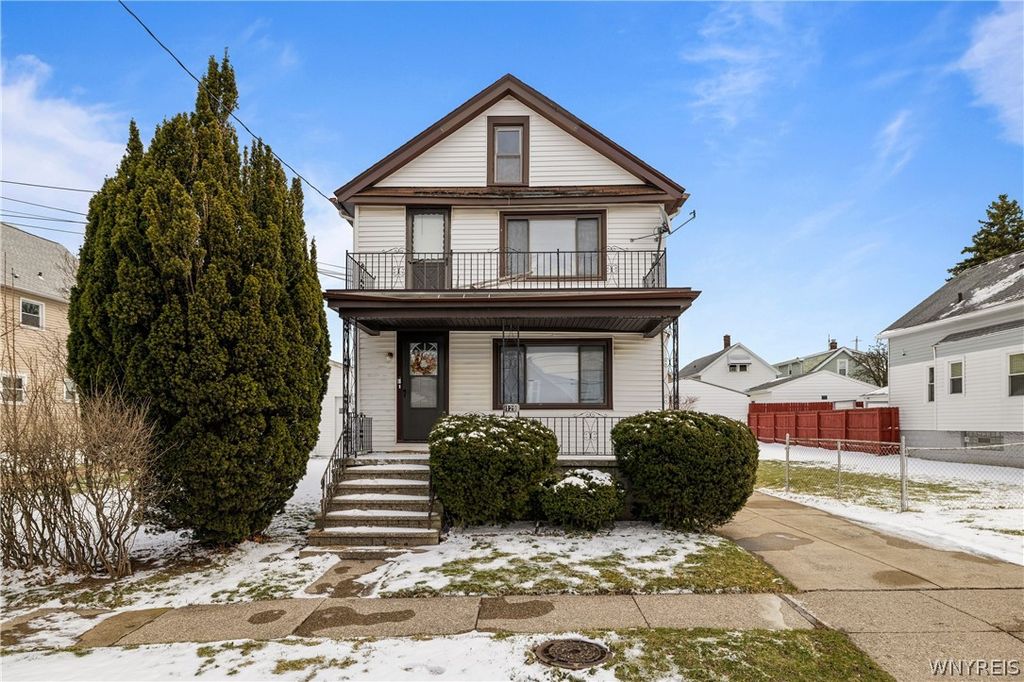 129 Woodell Avenue Upper, Cheektowaga, NY 14211