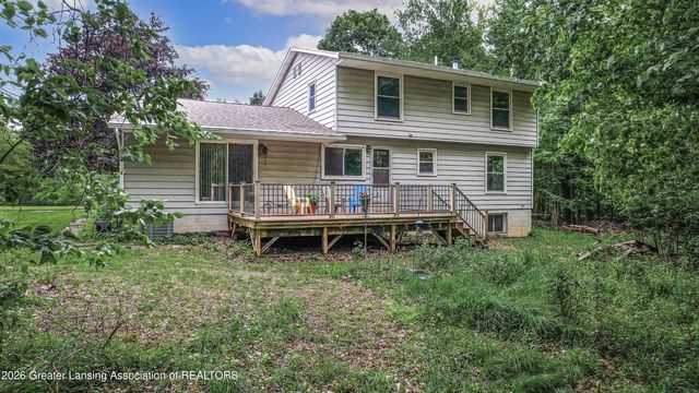 3216 Smithville Road, Eaton Rapids, MI 48827