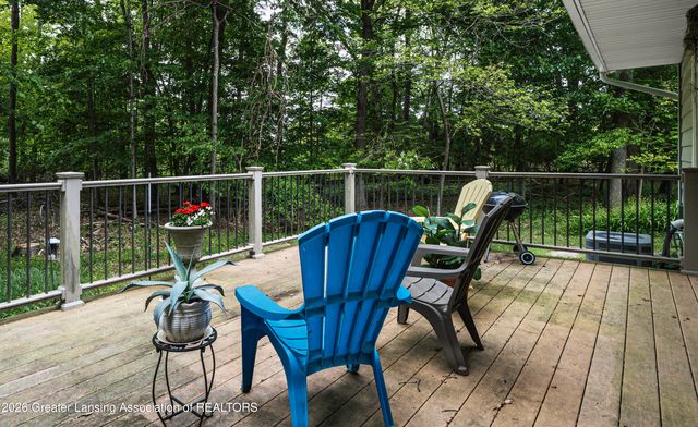 3216 Smithville Road, Eaton Rapids, MI 48827