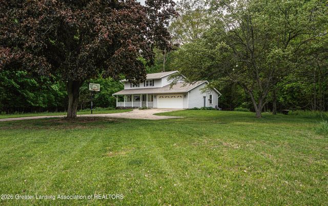 3216 Smithville Road, Eaton Rapids, MI 48827
