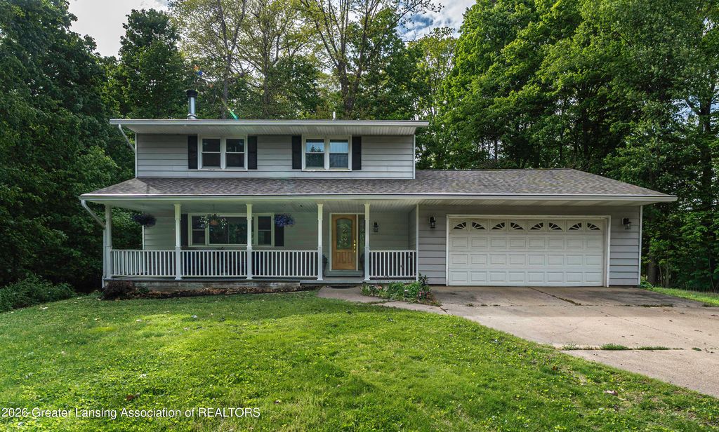 3216 Smithville Road, Eaton Rapids, MI 48827