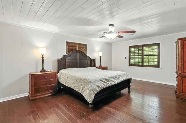 8152 S Lakeshore Drive, Shreveport, LA 71119