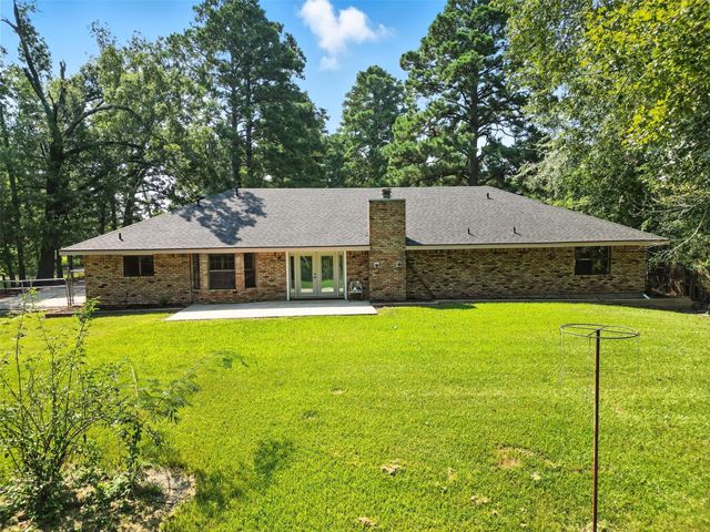 8152 S Lakeshore Drive, Shreveport, LA 71119