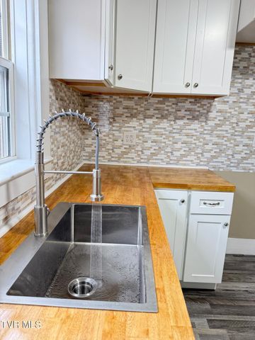 634 Riverside Avenue, Kingsport, TN 37660