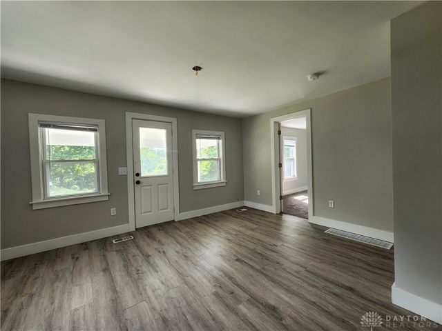 7025 Lower Miamisburg Road, Miamisburg, OH 45342