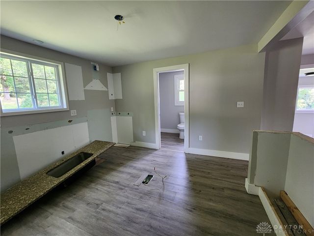 7025 Lower Miamisburg Road, Miamisburg, OH 45342