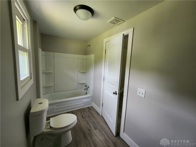 7025 Lower Miamisburg Road, Miamisburg, OH 45342