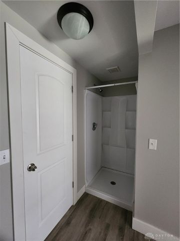 7025 Lower Miamisburg Road, Miamisburg, OH 45342