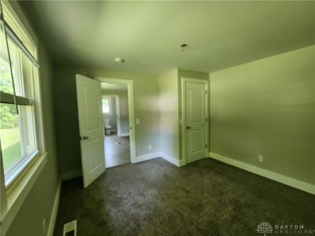 7025 Lower Miamisburg Road, Miamisburg, OH 45342