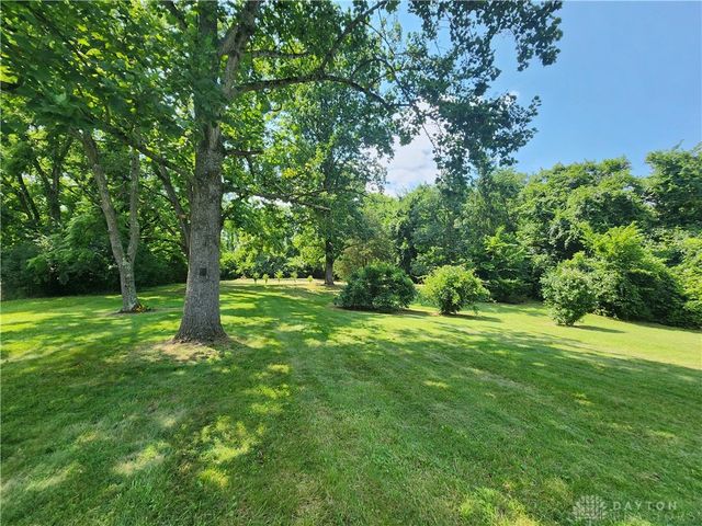7025 Lower Miamisburg Road, Miamisburg, OH 45342