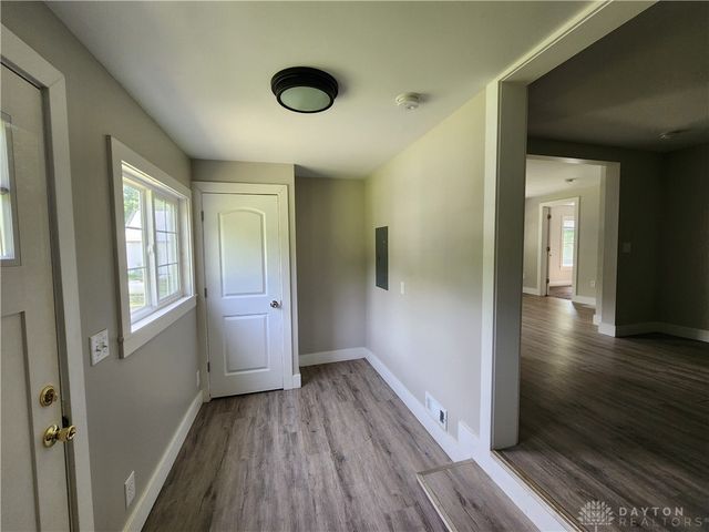 7025 Lower Miamisburg Road, Miamisburg, OH 45342