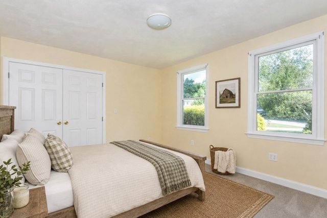 140 Grace Ln, Stoughton, MA 02021