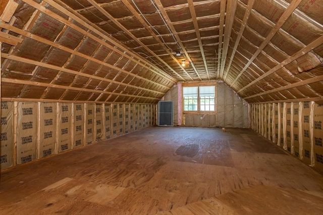 140 Grace Ln, Stoughton, MA 02021