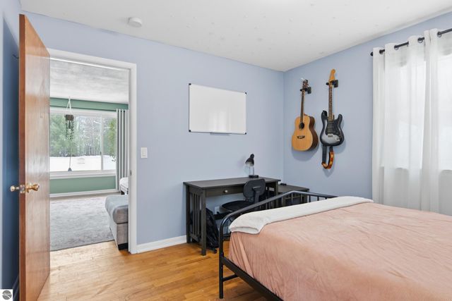 5075 Karlin Road, Interlochen, MI 49643