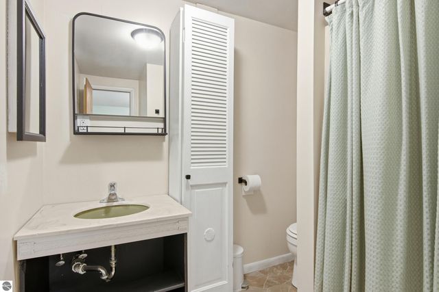 5075 Karlin Road, Interlochen, MI 49643