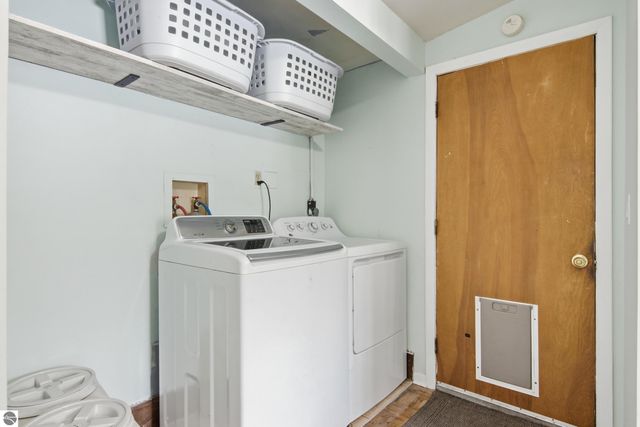 5075 Karlin Road, Interlochen, MI 49643