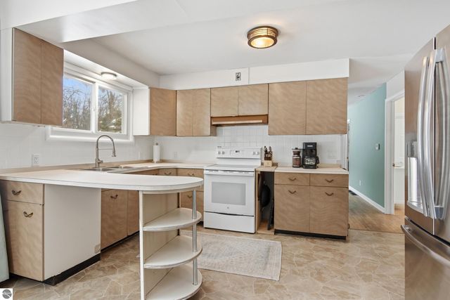 5075 Karlin Road, Interlochen, MI 49643