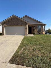 132 Felix Street, Georgetown, KY 40324