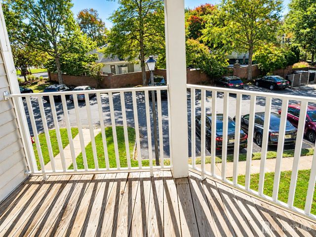 323 Wimbeldon Court, North Brunswick, NJ 08902