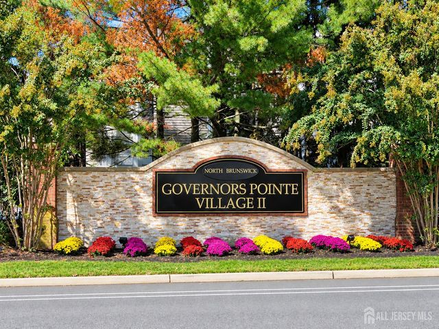 323 Wimbeldon Court, North Brunswick, NJ 08902