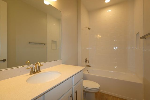 699 POINTE EMERSON BOULEVARD, Apopka, FL 32703