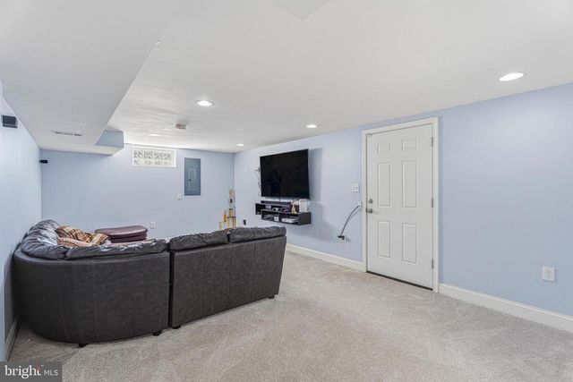 3412 MAYFIELD AVE, Windsor Mill, MD 21244