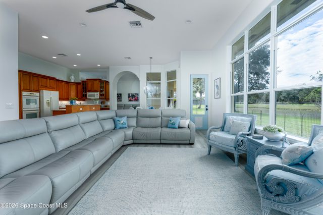 575 Stoney Brook Farm Court, Vero Beach, FL 32968