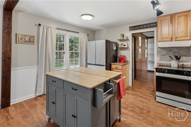 205 W 4th Street, Springfield, GA 31329