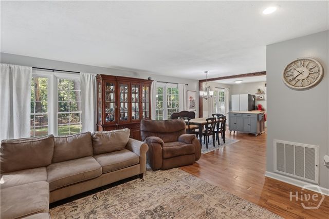 205 W 4th Street, Springfield, GA 31329