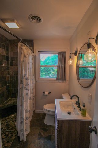 927 Holly Court, Hanahan, SC 29410