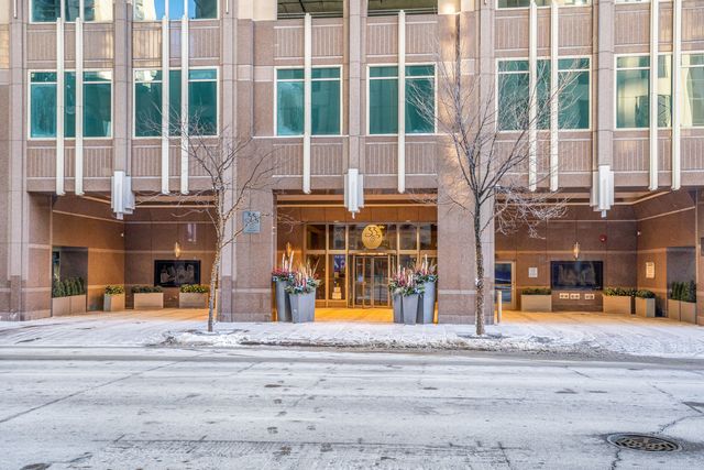 33 W Ontario Street 29C, Chicago, IL 60654