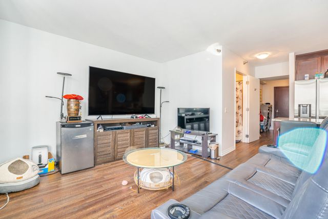 33 W Ontario Street 29C, Chicago, IL 60654