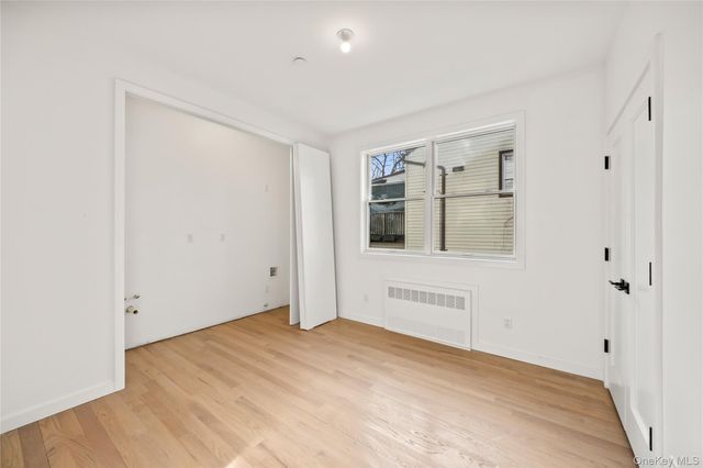 10 Memorial Park 101, Spring Valley, NY 10977