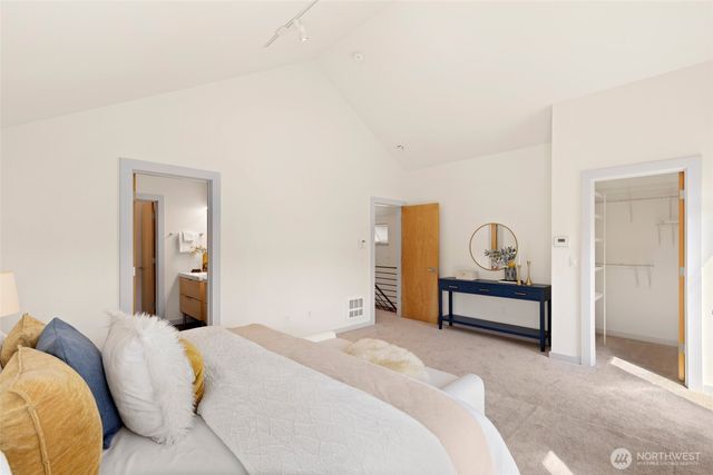 2775 59th Avenue SW, Seattle, WA 98116