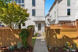 2775 59th Avenue SW, Seattle, WA 98116