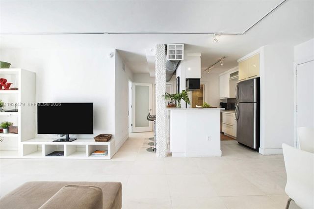 201 Jefferson Ave 2E, Miami Beach, FL 33139