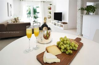 201 Jefferson Ave 2E, Miami Beach, FL 33139