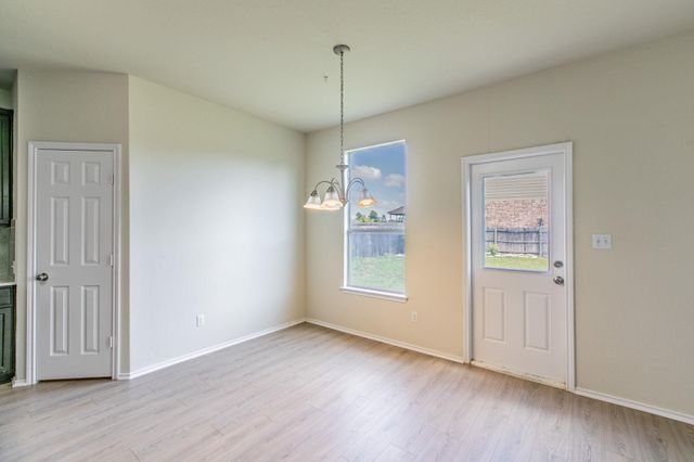 316 Pine Arbol, Buda, TX 78610