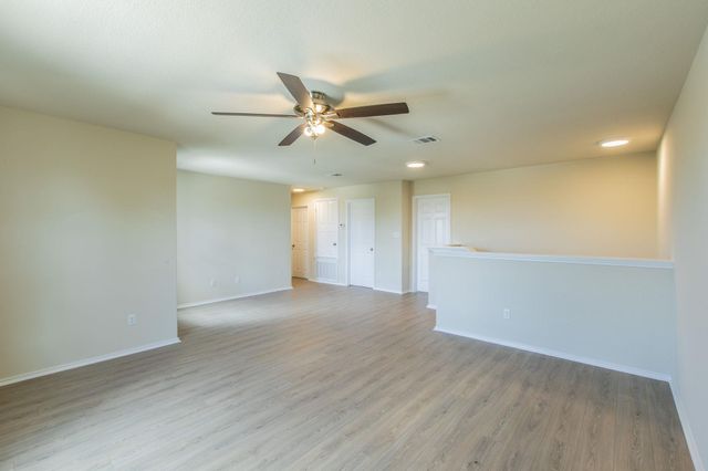 316 Pine Arbol, Buda, TX 78610