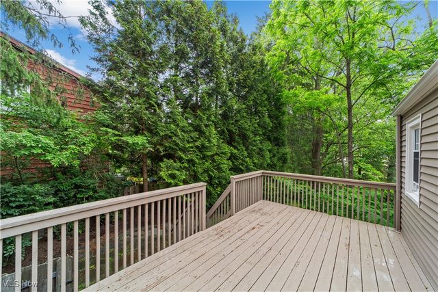 3965 Ellendale Road, Chagrin Falls, OH 44022