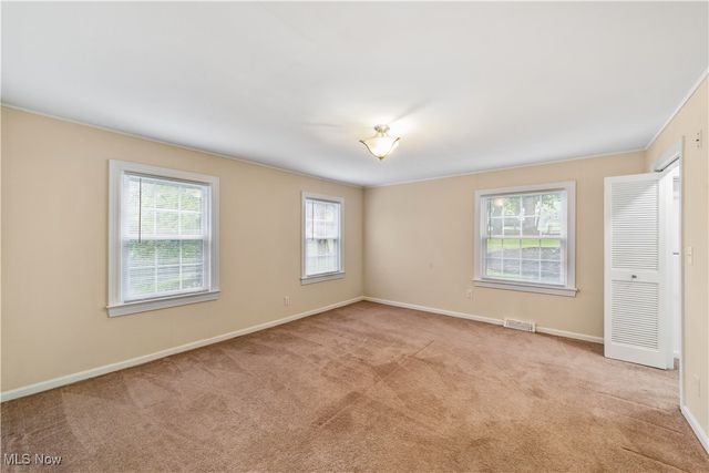 3965 Ellendale Road, Chagrin Falls, OH 44022