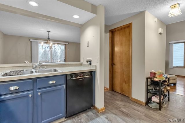 12 Northwood Drive, Lancaster, NY 14043